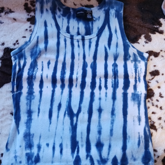 2 Tank Tops Xhilaration No Brand M Juniors - Picture 3 of 14